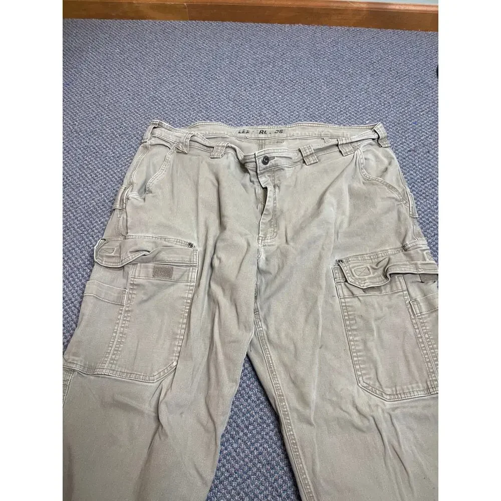 Duluth Trading Co Khaki Cargo Pant 44x34